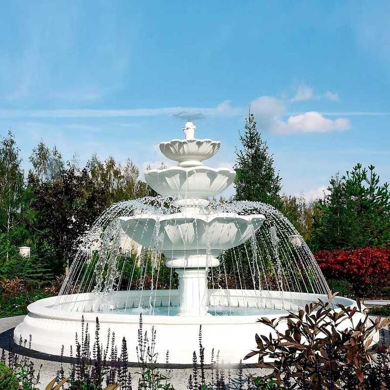 Set Springbrunnen Lotusblume + Brunnenbecken Marinello Groß