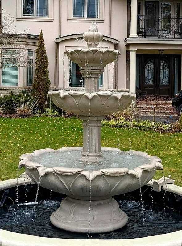 Springbrunnen Lotusblume Marinello Detail