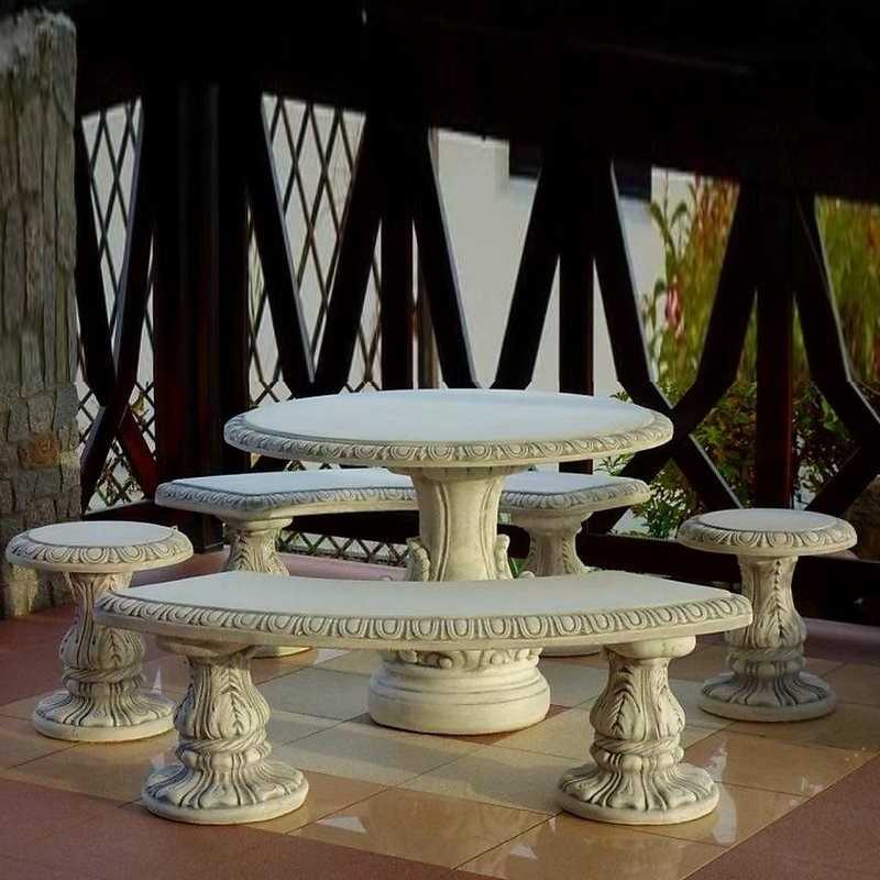 Set Steintisch Verzierte + 2 x Steinbank Bajda + 2 x Steinstuhl Bajda