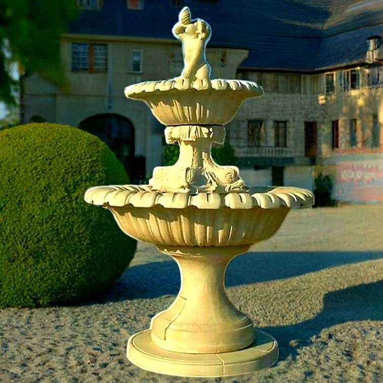 Springbrunnen Kefalonia Junge mit Muschel