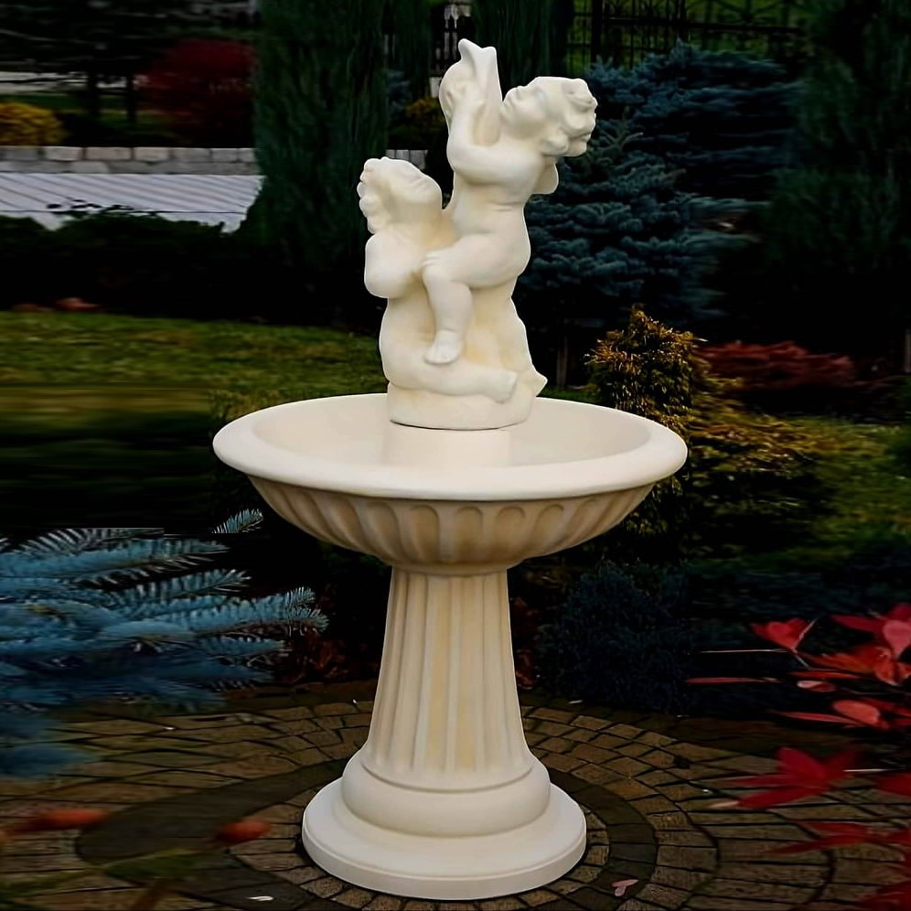 Springbrunnen Noemi Amor mit Fisch