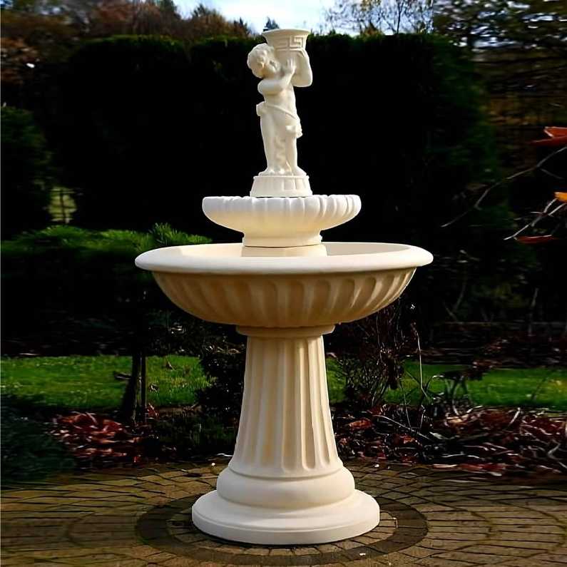 Springbrunnen Noemi mit Amor