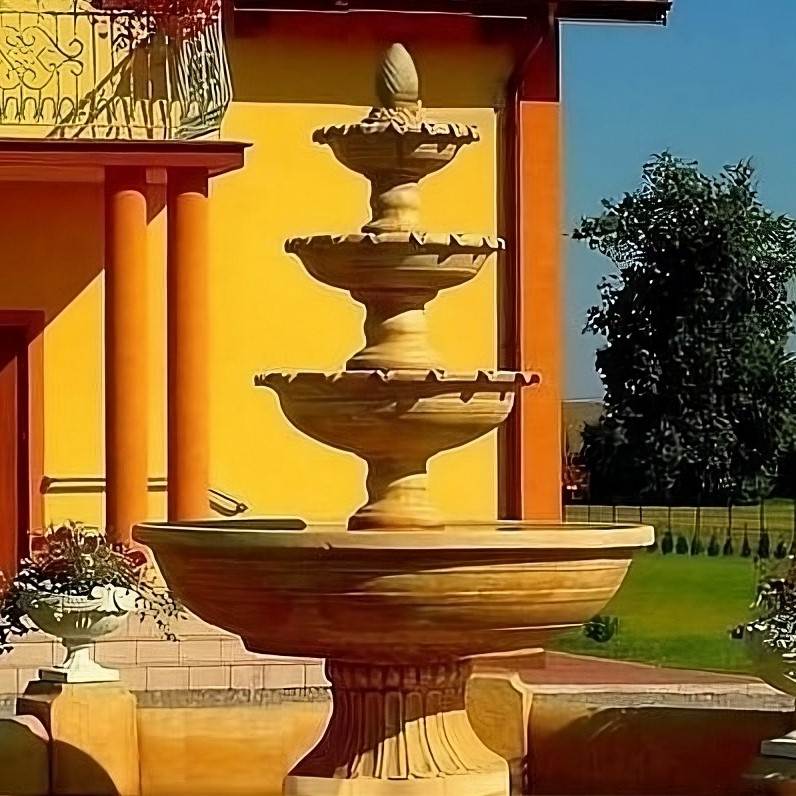 Springbrunnen Almeria mit zapfen