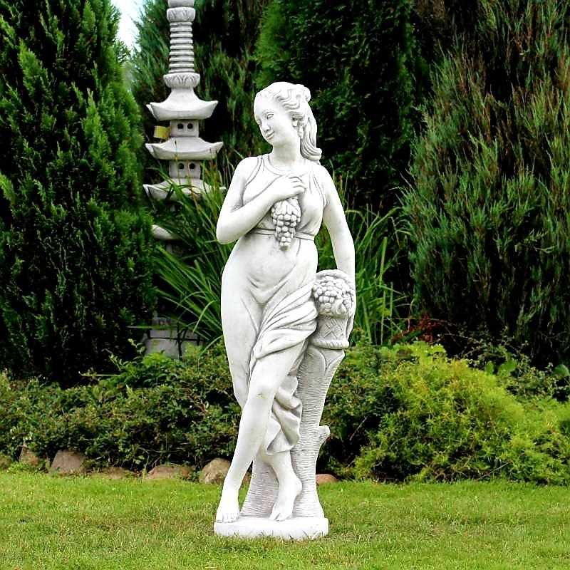 Steinfigur Frau mit Trauben