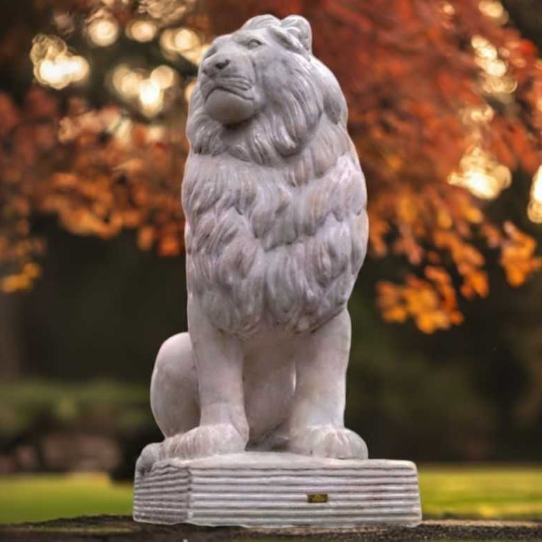 Steinfigur Großer Löwe Links