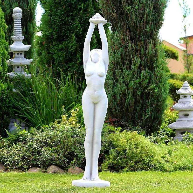 Steinfigur Venus mit Lilie