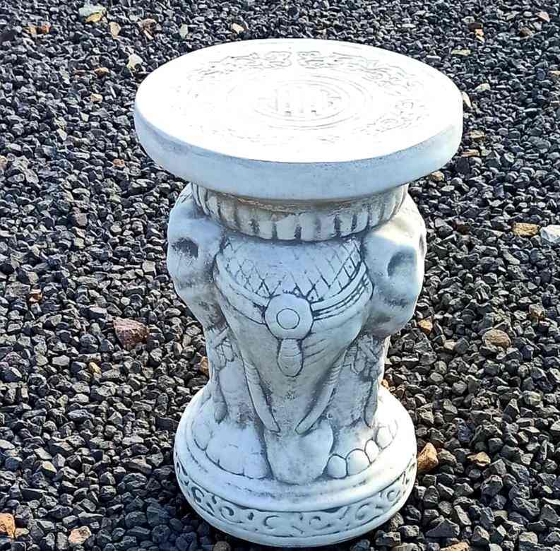 Steinsäule Asiatische