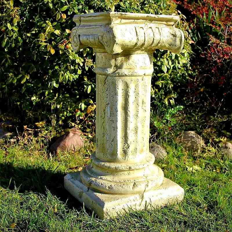 Steinsäule Ionische 1