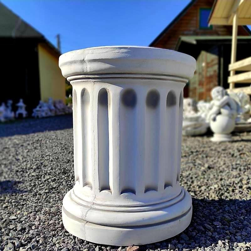 Steinsockel rund groß