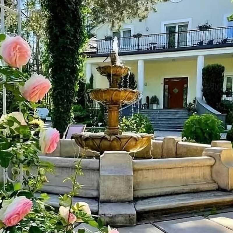 Springbrunnen mit Brunnenbecken über 250 cm – TOP 20 stilvolle Sets für große Gärten